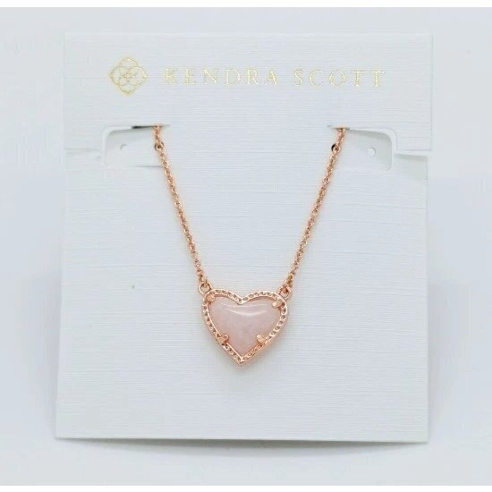Kendra Scott Ari Heart Rose Gold Necklace in Pink Quartz